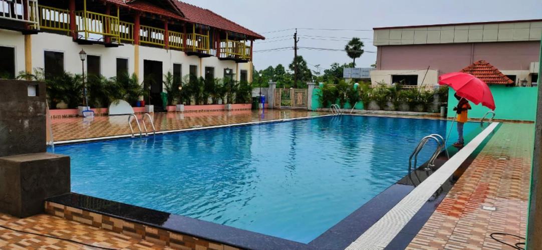 Siriki Resorts Srungavarapukota Exterior foto